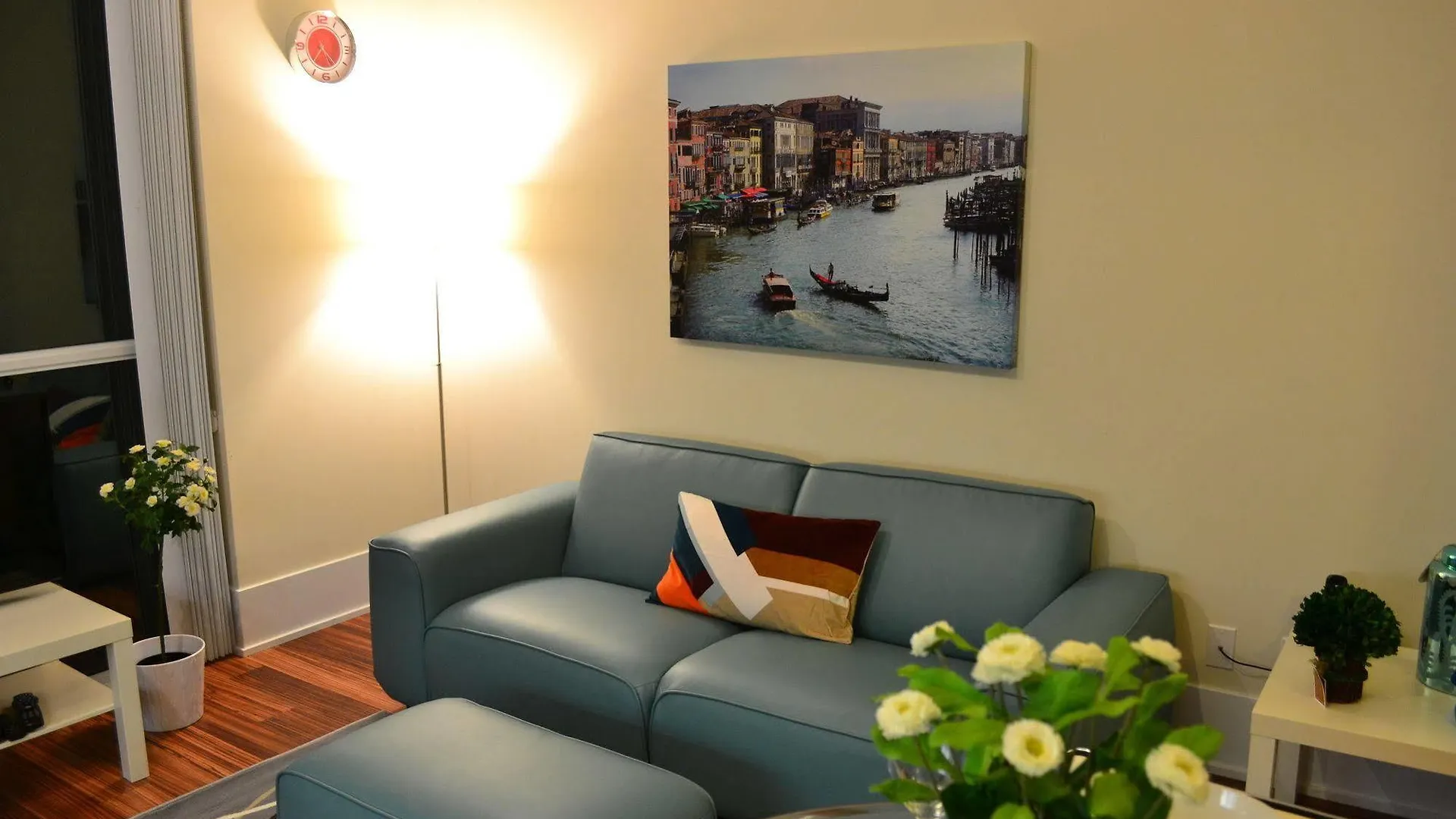 Duke Furnished Suites Toronto