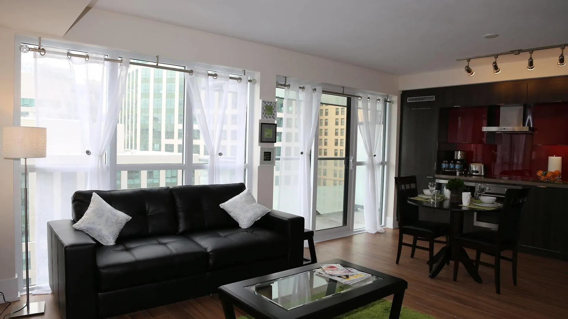 Duke Furnished Suites Toronto