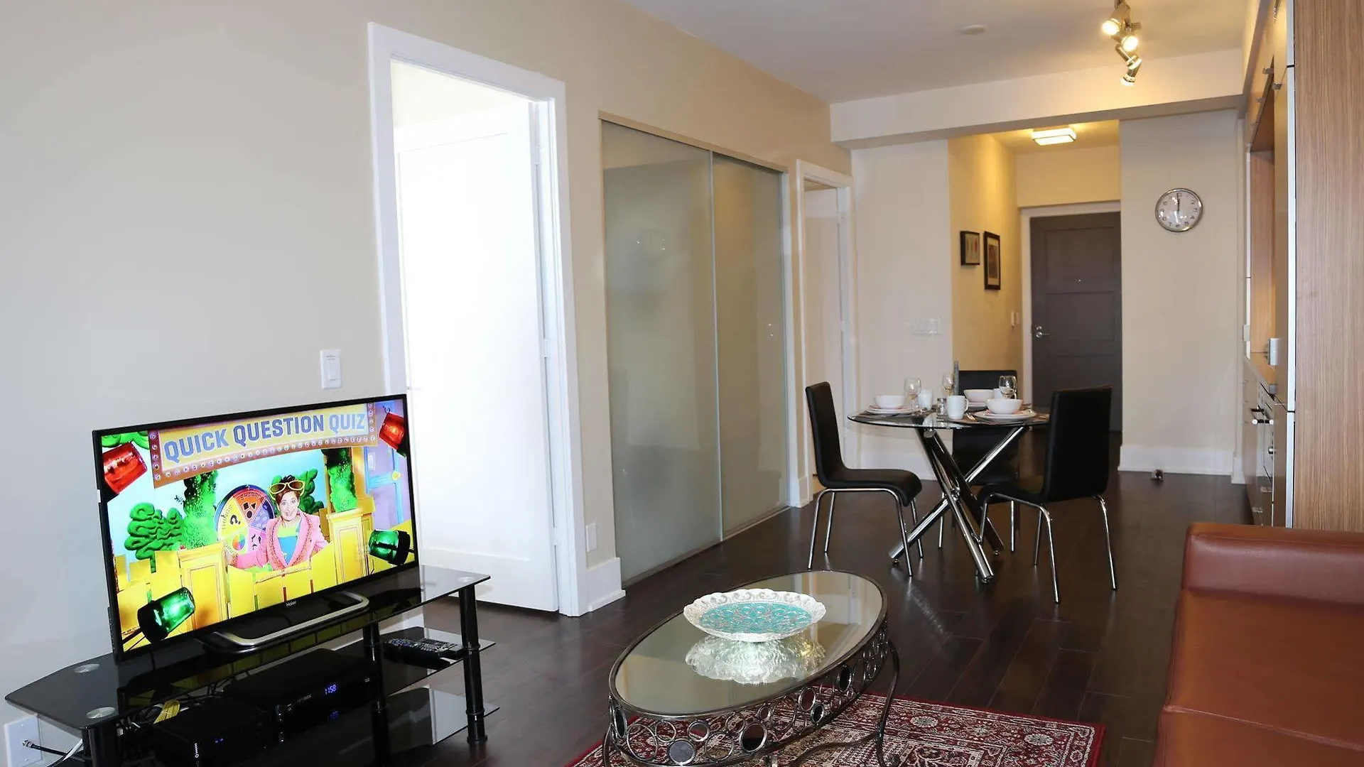 Duke Furnished Suites Toronto